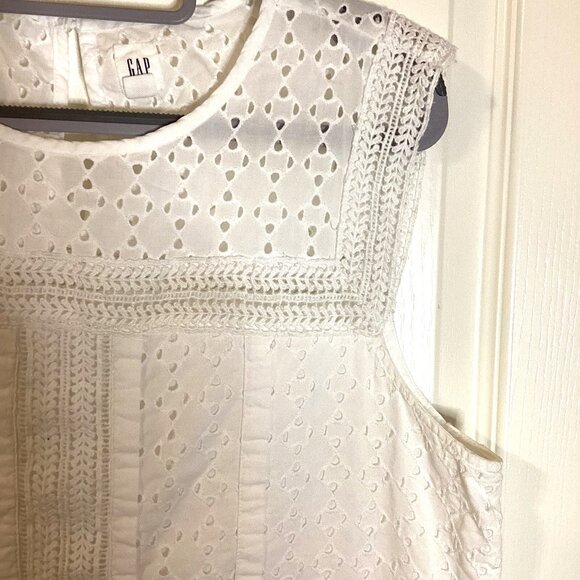 Gap Women's White Sleeveless Cotton Top Eyelet Lined Blouse Top Size S/P Tall - Picture 3 of 10